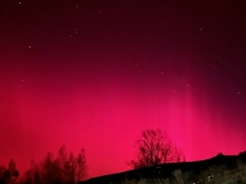 Aurora lights up Hawke's Bay as Transpower issues grid emergency notice to protect power