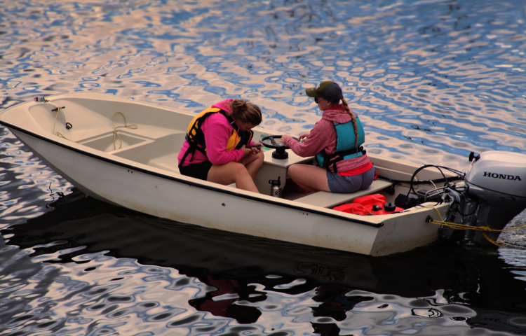 Bay boaties praised for their safety-focused behaviour on the water