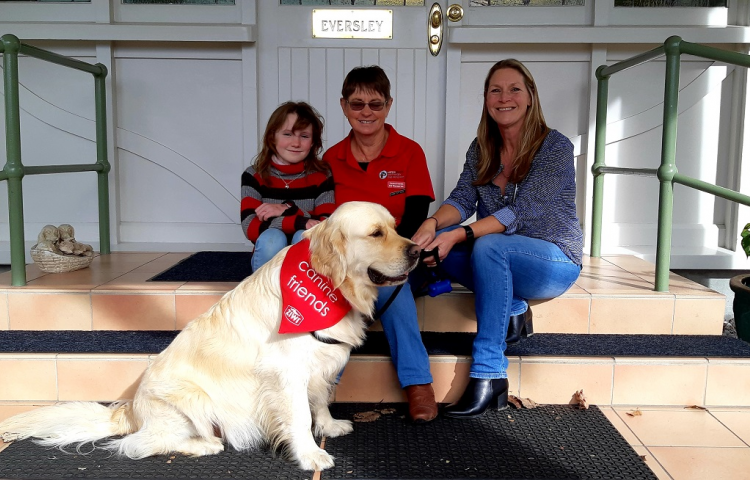 Canine Friends Pet Therapy share the love with those who need it most
