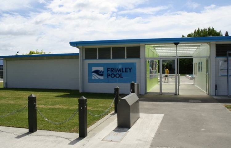 Hastings District Council to consider proposal to close Frimley Pool