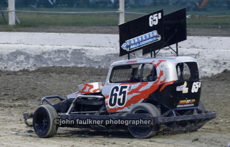 Hynd takes out Noel Powell Memorial Stockcar event