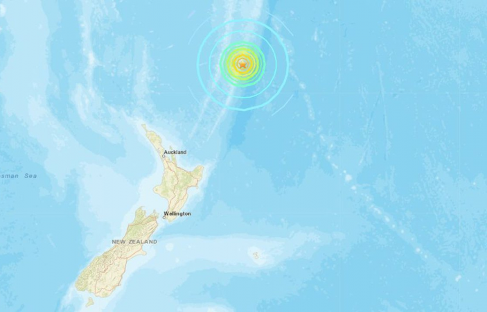Magnitude 7.4 quake near the Kermadec Islands prompts fresh warnings