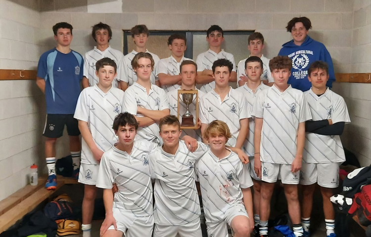 Napier Boys’ High School’s hockey team retains Bartholomew Cup