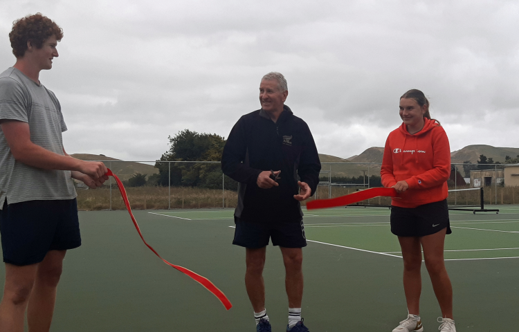 New hard courts open in Takapau