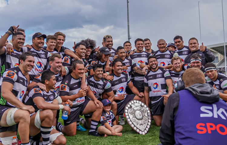 Sensational first half propels Magpies to shield glory