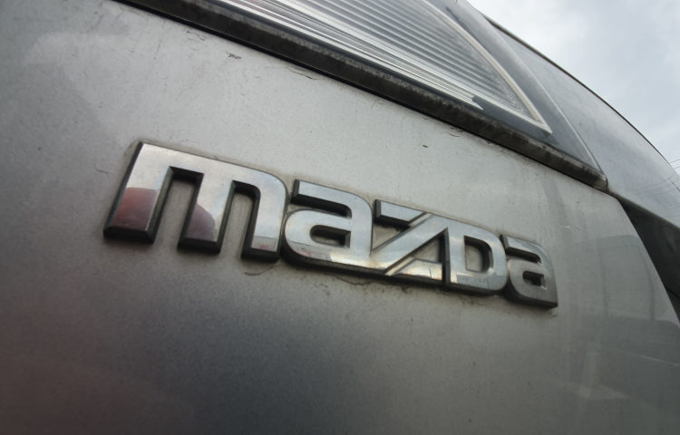 Teenagers arrested after being found with stolen Mazda Demio and vape equipment