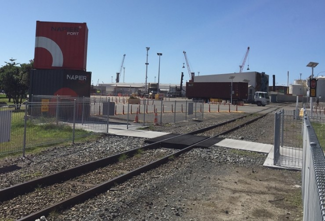 Traffic lights turned on at Napier Port gate tomorrow