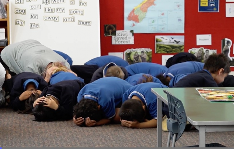VIDEO: Hawke's Bay's tamariki drop, cover and hold for ShakeOut earthquake drill