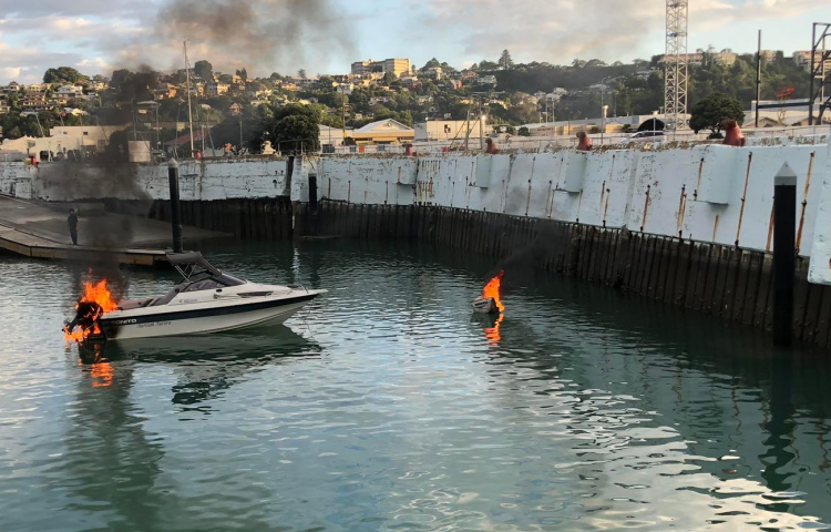 VIDEO: Loud bang and screams of distress alerted onlookers to Napier boat fire